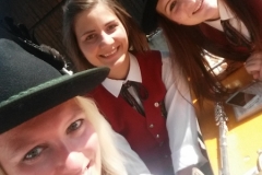 20160529_093753 (450x800)