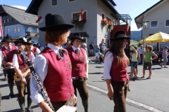 P9033725-800x600
